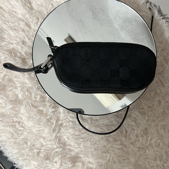 Rare Gucci Black Monogram and Leather Key/Cosmetic Case Wristlet - Picture 7 of 11